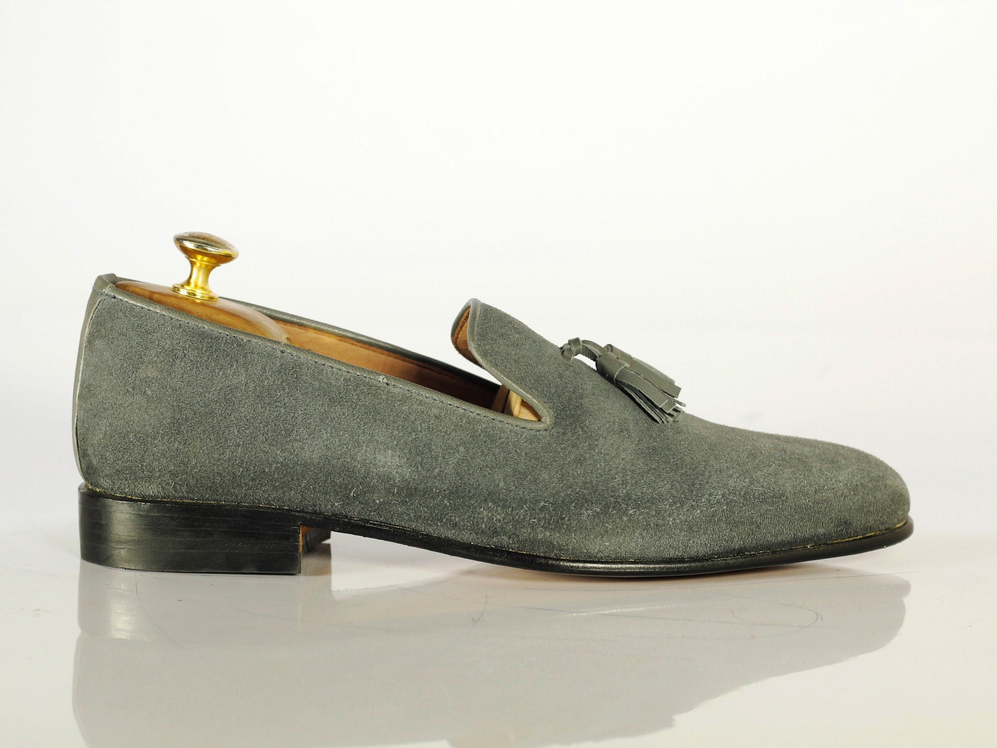 Elegant Handmade Men's Gray Suede Tassel Dress Loafer Shoes, Men Formal Designer Tussle Moccasin Shoes - theleathersouq
