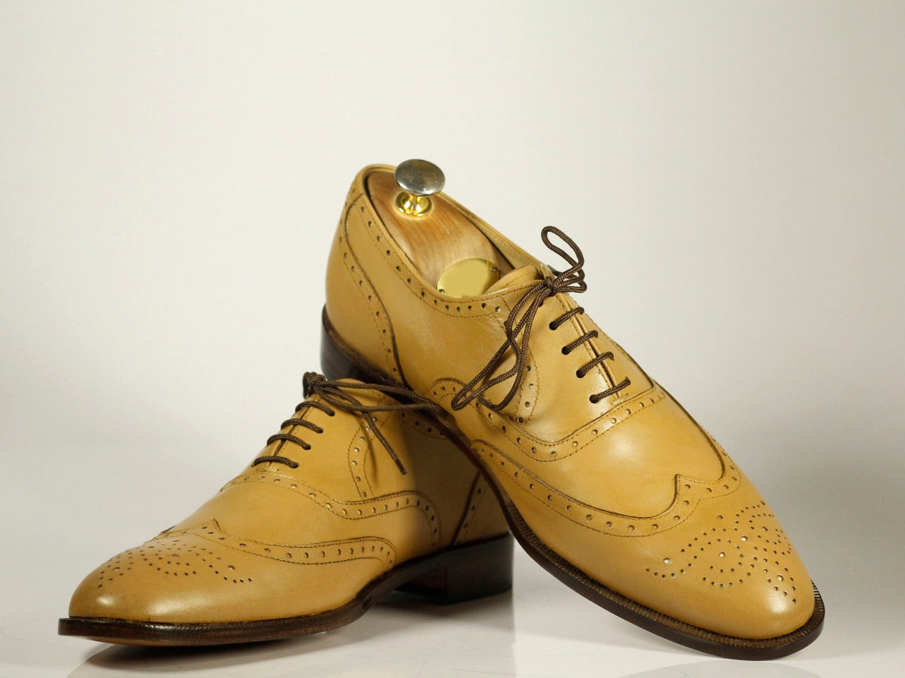 Mens formal Shoes at Best Price in Kochi | Taaz Group