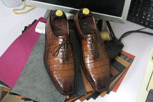 Load image into Gallery viewer, Awesome Handmade Men&#39;s Brown Alligator Textured Leather Shoes, Men Dress Formal Lace Up Shoes